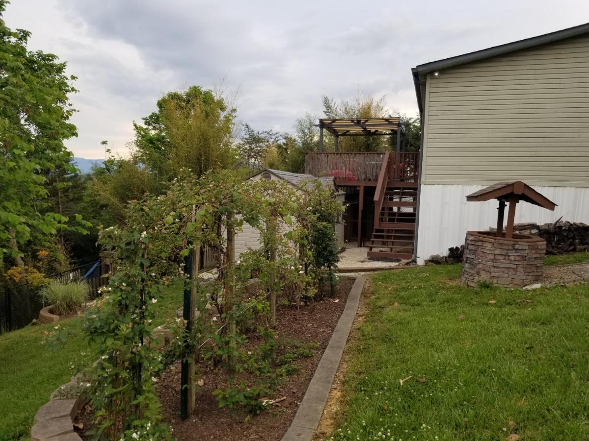Private Pet Friendly Home Near Exotic Deer Farm Close to Pigeon Forge, Gatlinburg TN Sevierville Exterior foto